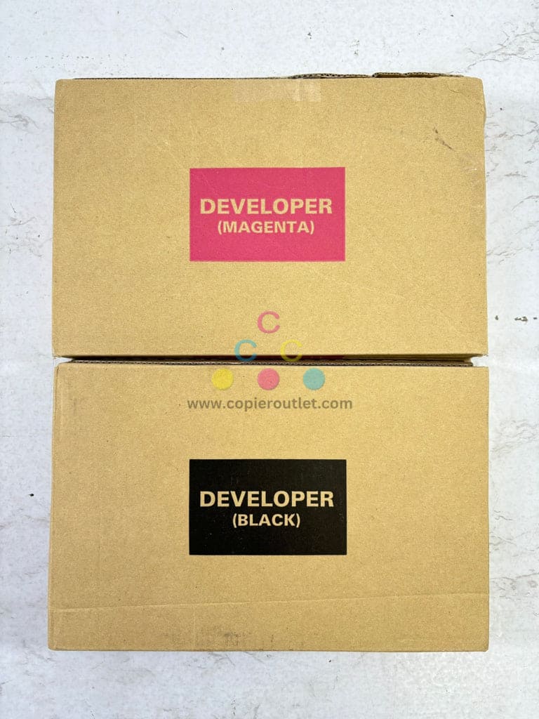 2 OEM Xerox Color 550,560,570,C60,C70 Mag & Black Developers 005R00730,005R00732