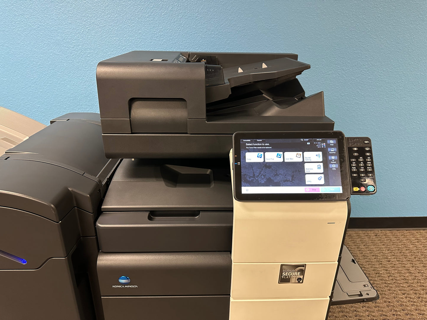 Konica Minolta Bizhub C550i Color Copier Printer Scanner Finisher Fax 310k Deal