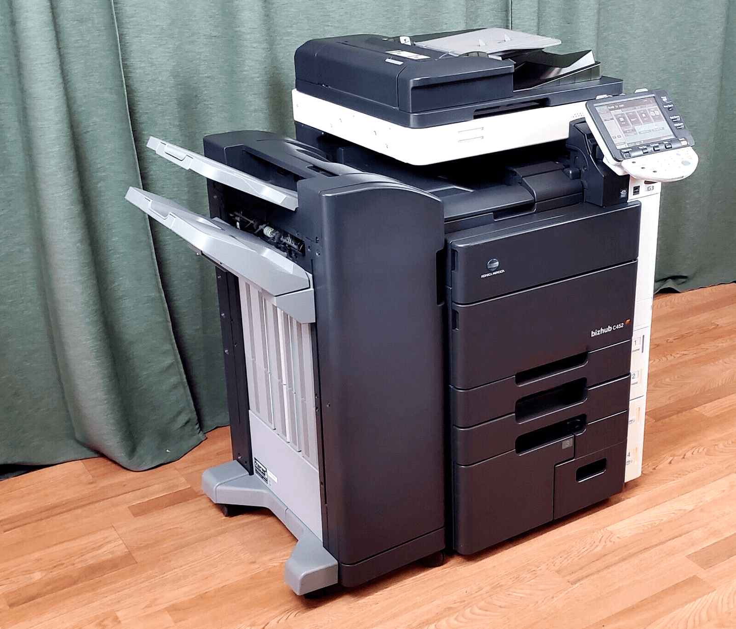 Konica Minolta Bizhub C452 Color Copier Printer Scanner Book Finisher Low 324k - copier-clearance-center