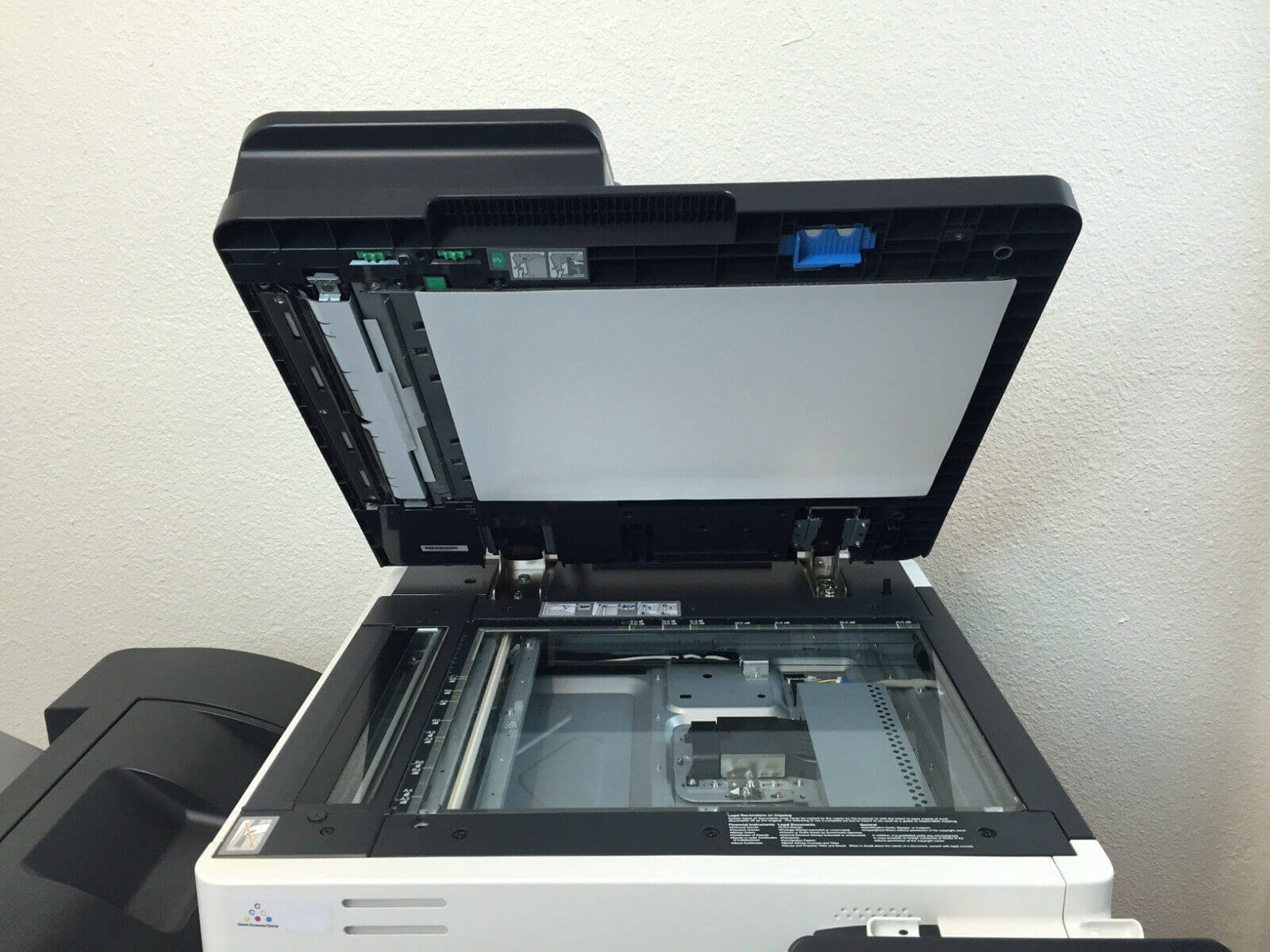 Konica Minolta Bizhub 552 B-W Copier Printer Scanner Fax Finisher LOW use 346k - copier-clearance-center