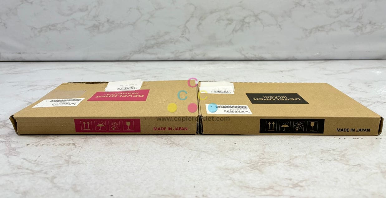 2 OEM Xerox Color 550,560,570,C60,C70 Mag & Black Developers 005R00730,005R00732