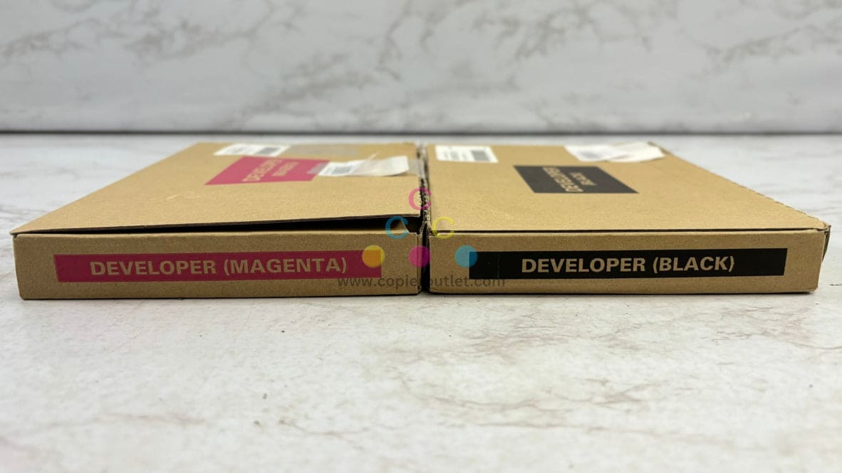2 OEM Xerox Color 550,560,570,C60,C70 Mag & Black Developers 005R00730,005R00732