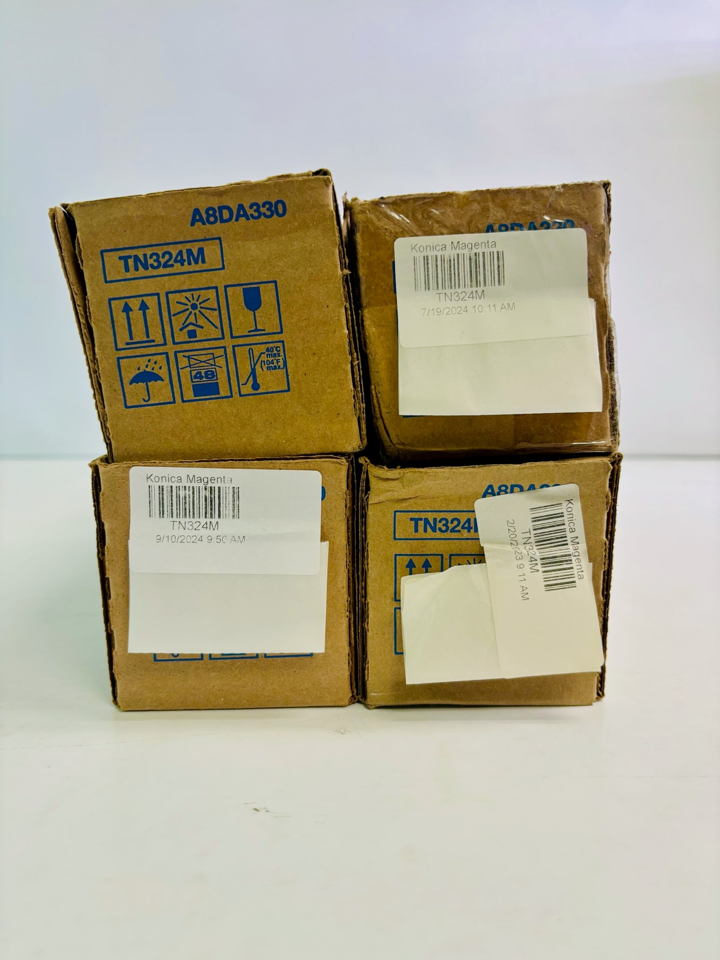 4 Genuine Konica Minolta  bizhub C258, C308 Magenta Toner TN324M (Bad Box)