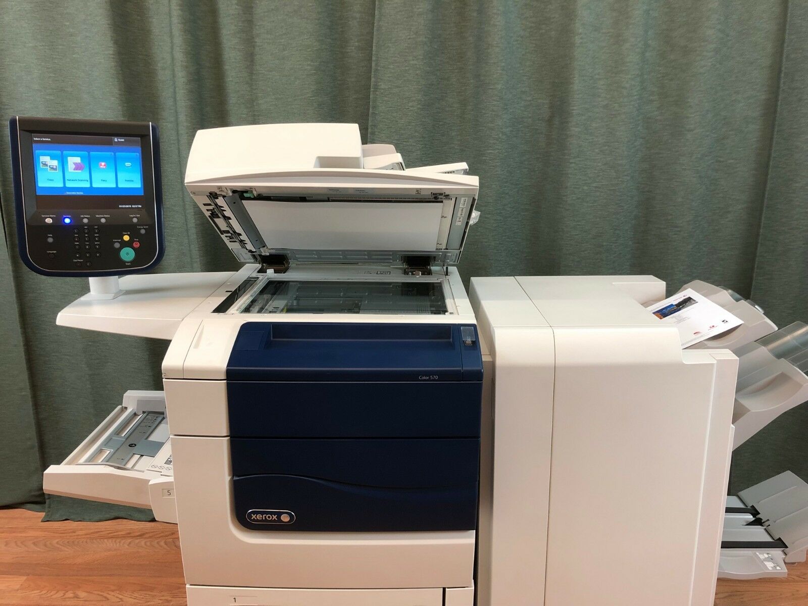 Xerox Color 570 Copier Printer Scanner Booklet Finisher Fiery Low Meter 137k - copier-clearance-center
